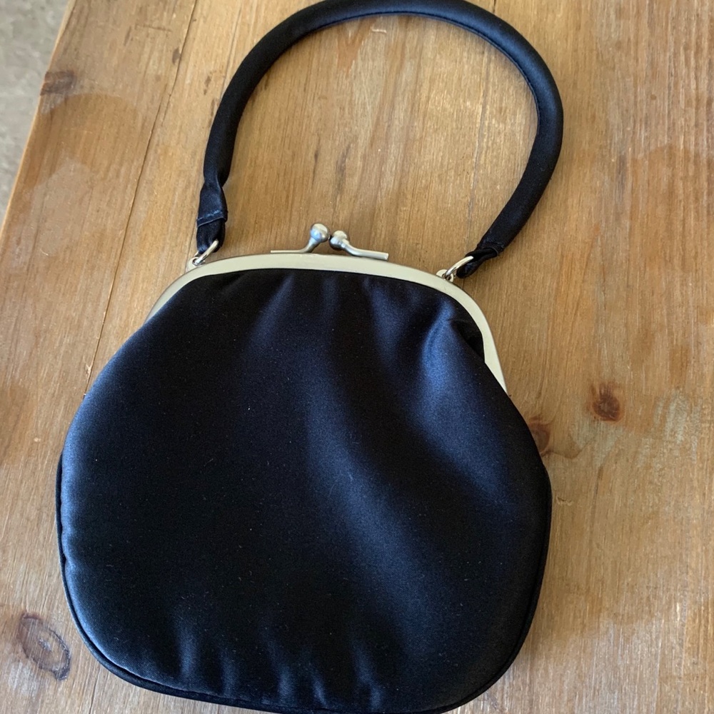 Satin bag.